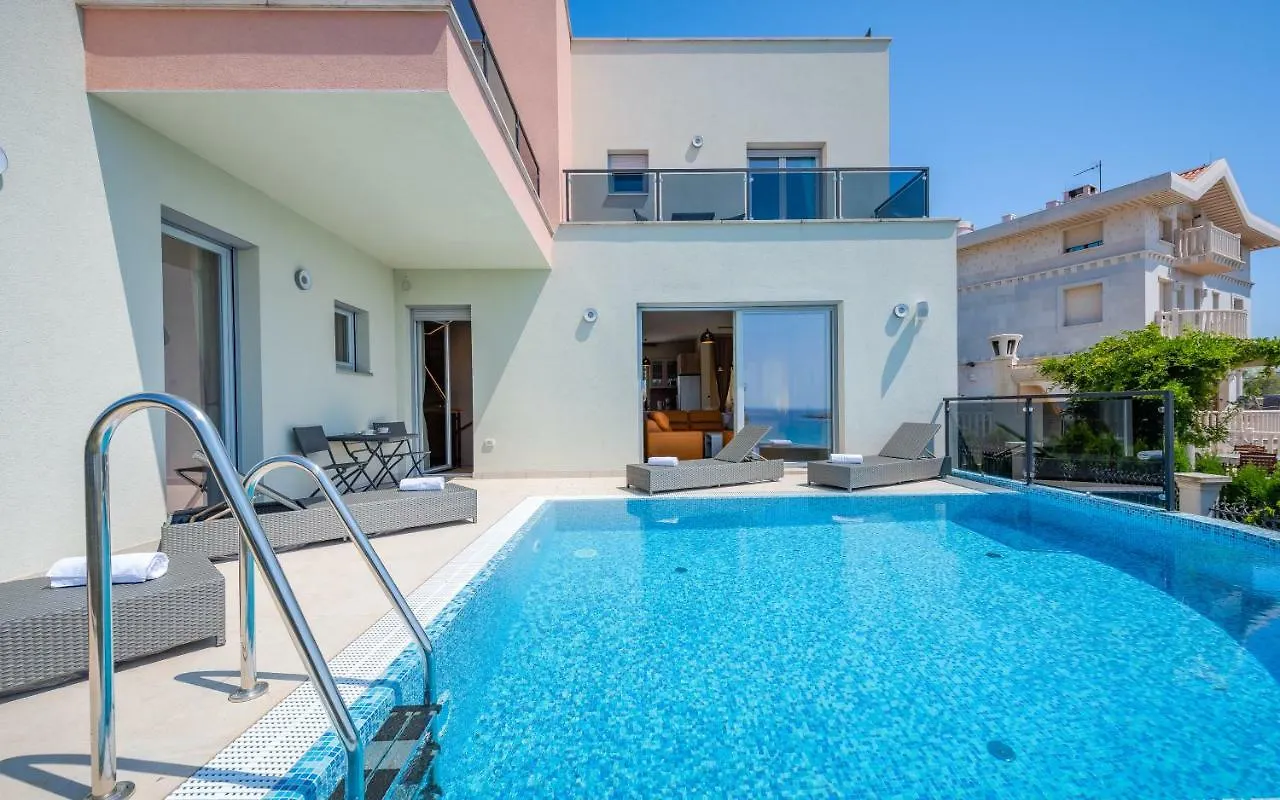 Villa Cedar Pula